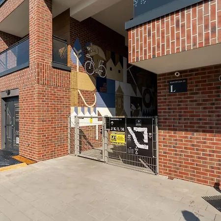 Cracow Novum By Bookinghost * Cracóvia