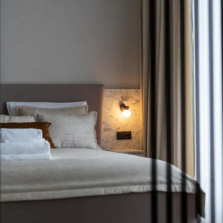 Cracow Novum By Bookinghost * Kraków